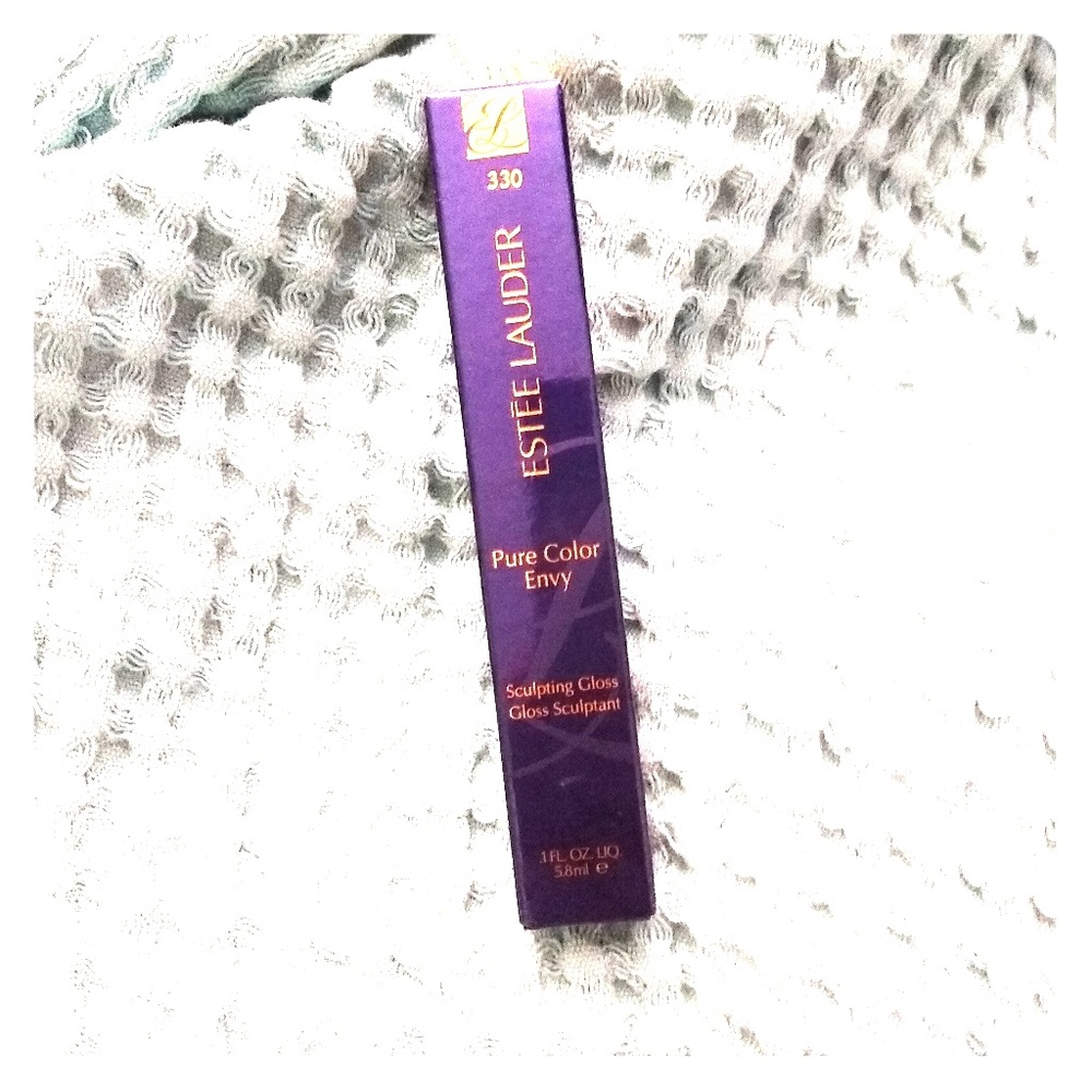 Estee Lauder Envy Gloss 330 Red Extrovert
